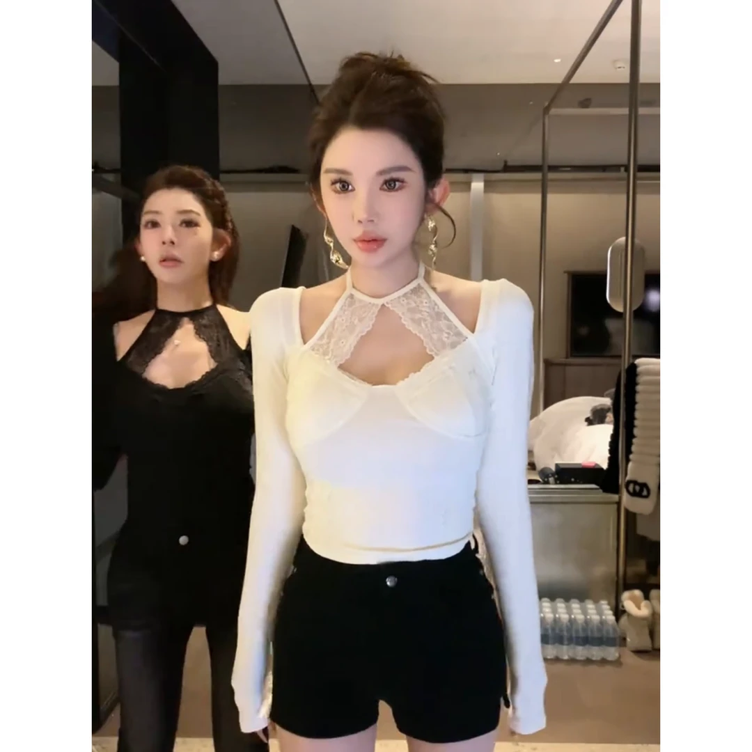 纯欲辣妹蕾丝拼接挂脖上衣秋冬新款修身显瘦独特别致绝美百搭T恤