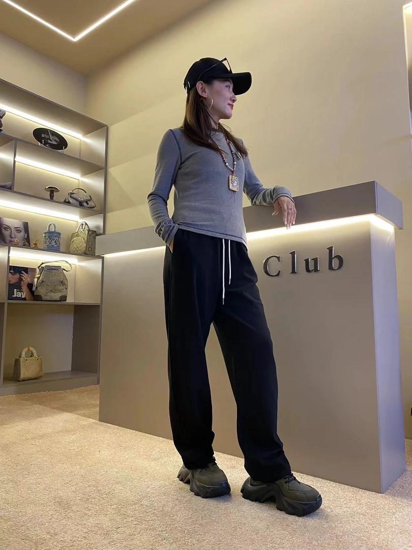 {百搭王}2024年新款直筒裤经典百搭韩版宽松显瘦潮品神秘黑内涵11