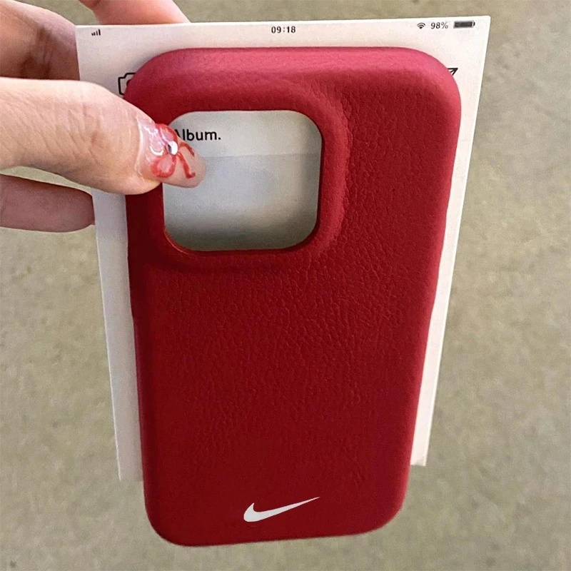 潮牌白勾黑勾适用苹果16PROMAXiPhone15手机壳14简约13个性12潮流