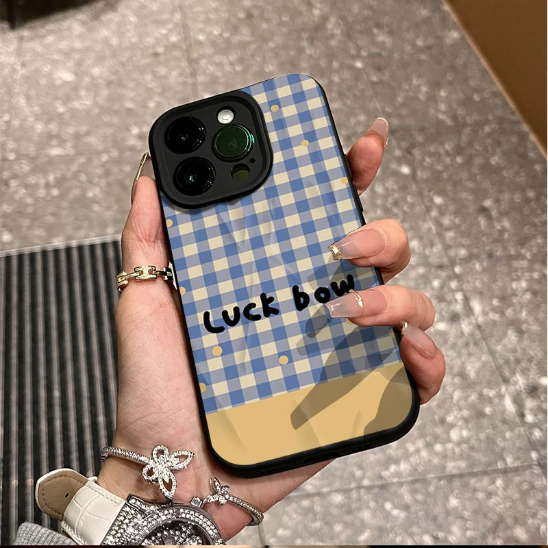 卡通格子适用iphone16/15苹果12褶皱手机壳14promax防摔13/11潮壳