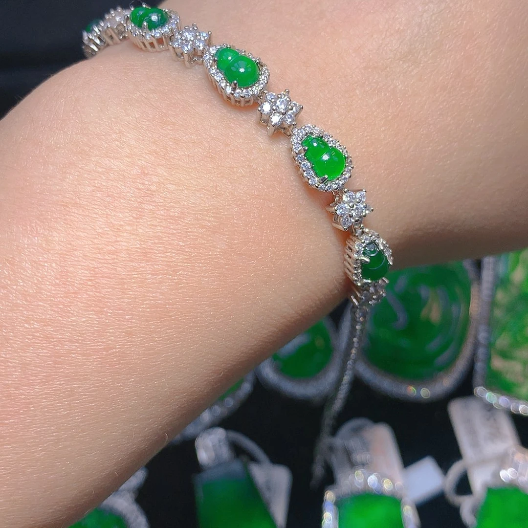 翡翠吊坠(不含链)银S925镶嵌翡翠