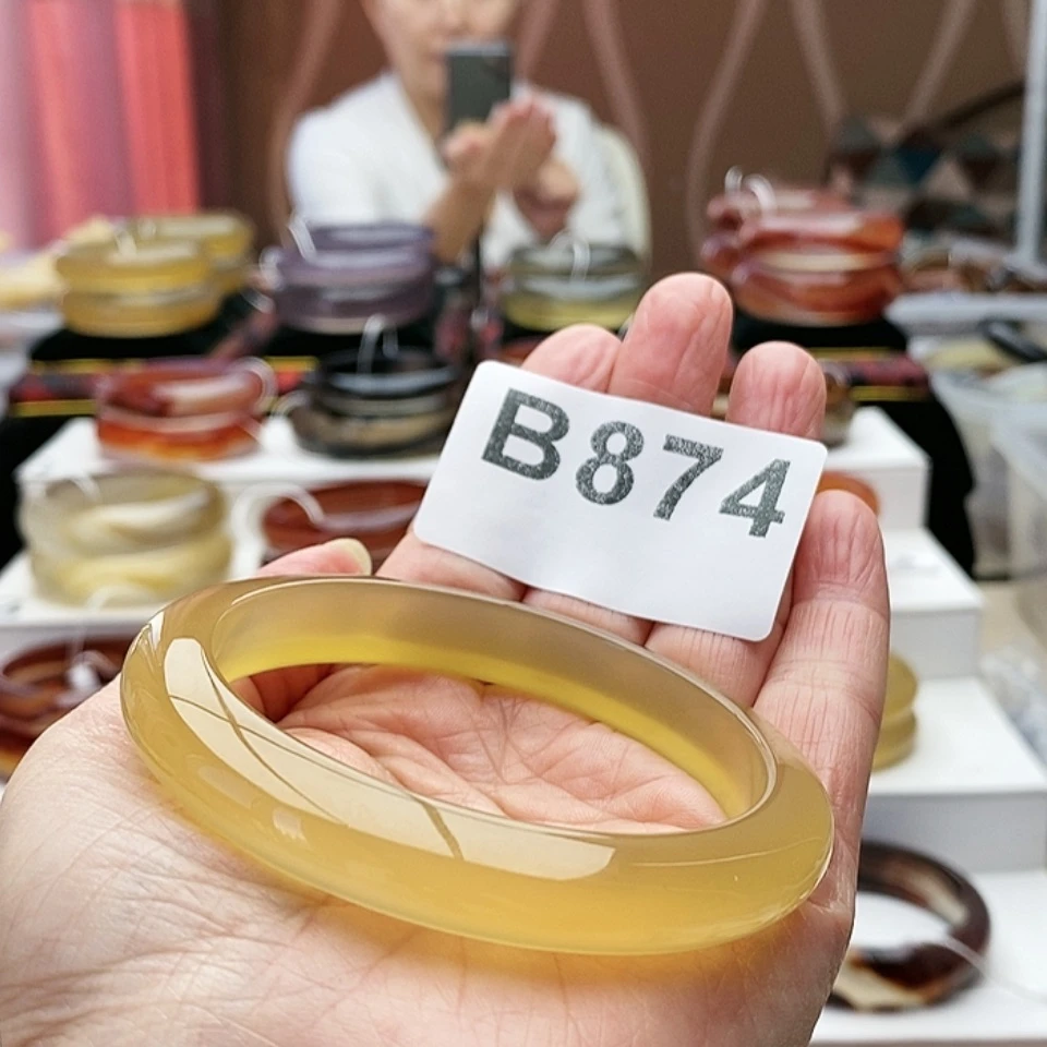 【闪购商品】玛瑙/玉髓手镯未镶嵌歌**平