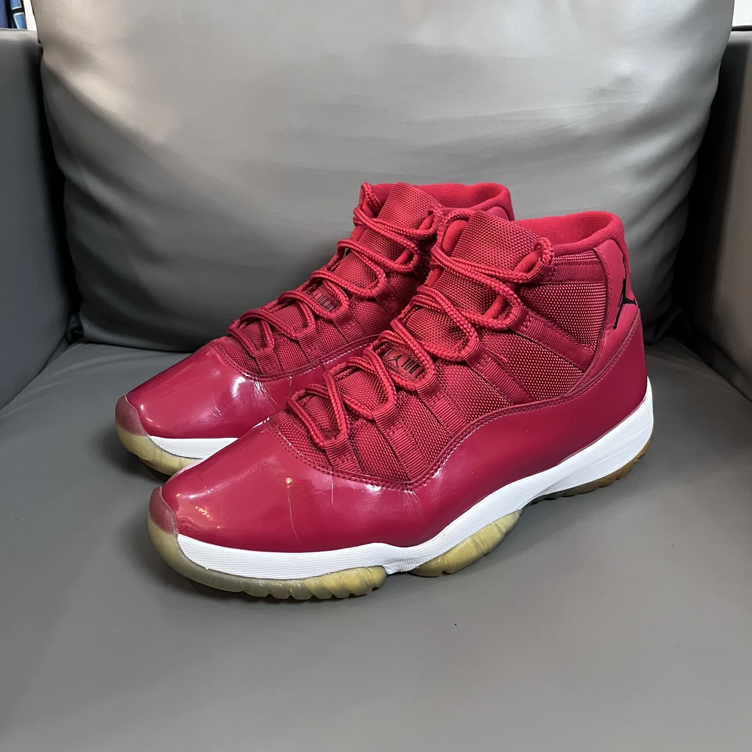 90新 NIKE/耐克 44.5码 aj11 球鞋 大红 无盒9新 已鉴定洗护