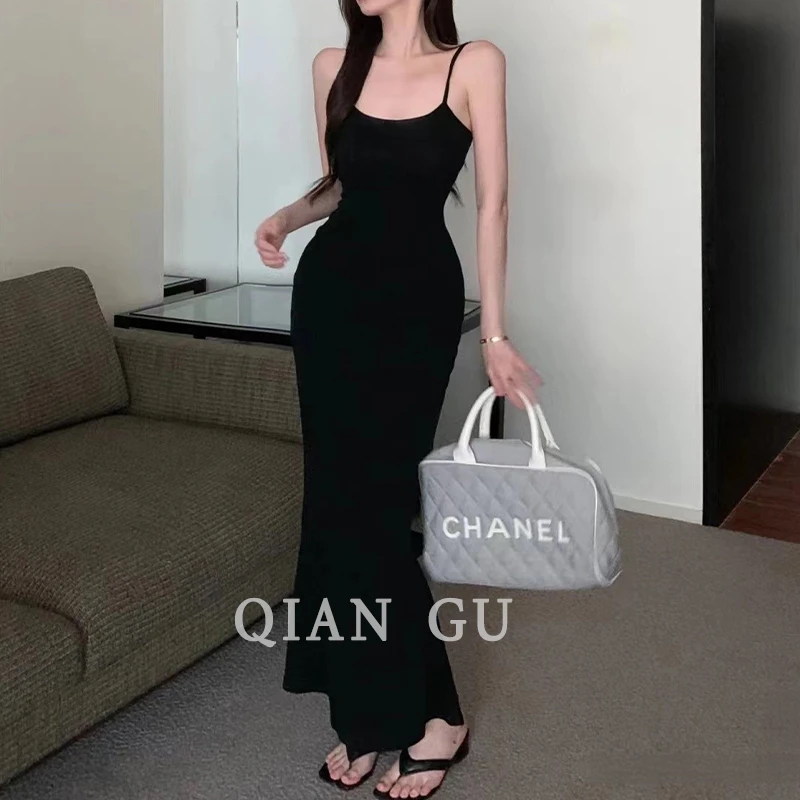 前故夏季辣妹收腰显瘦高级感黑色吊带连衣裙包臀鱼尾紧身打底长裙