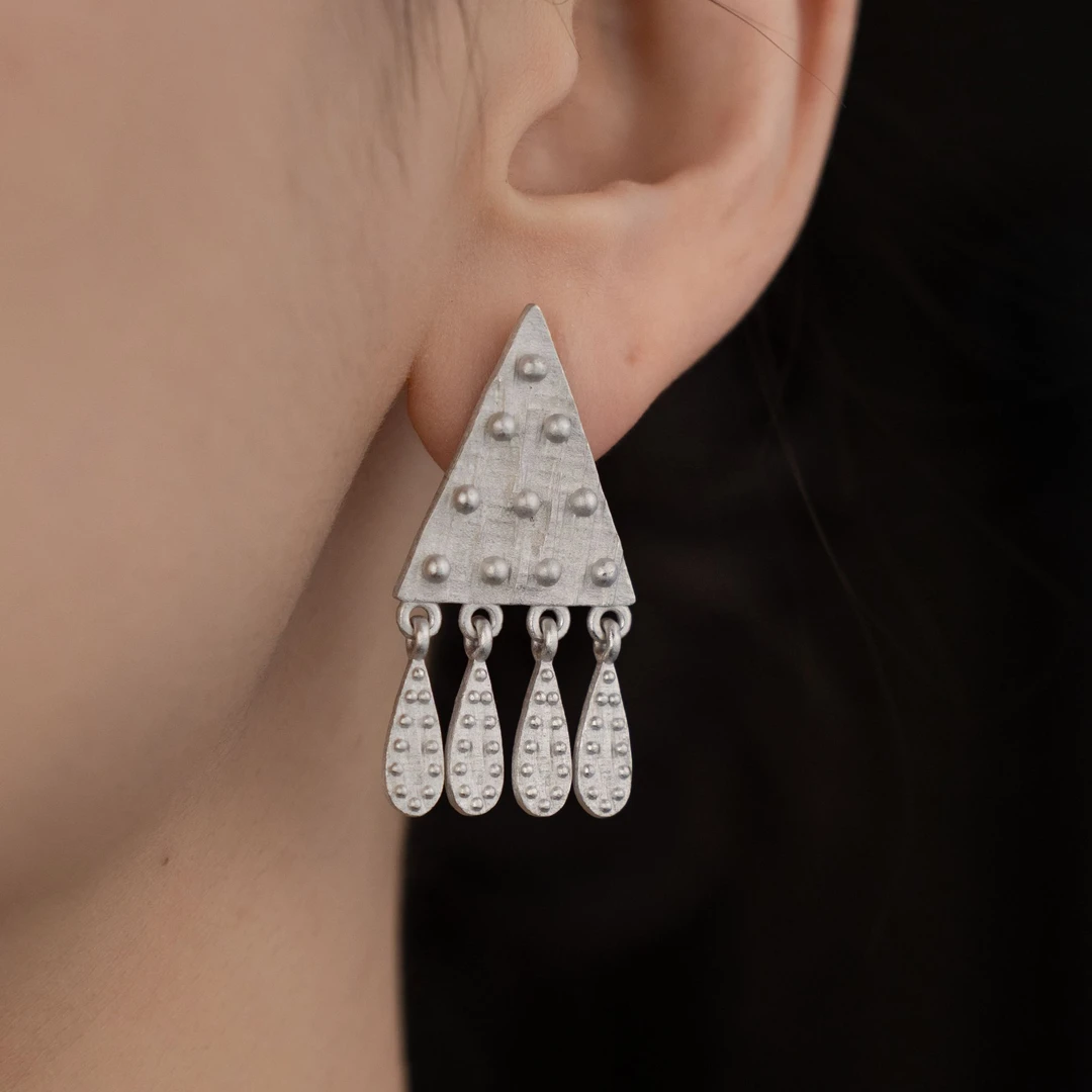 925银耳饰 【山巾子·山雨耳饰】配硅胶耳堵原创山野纯银肌理耳环233