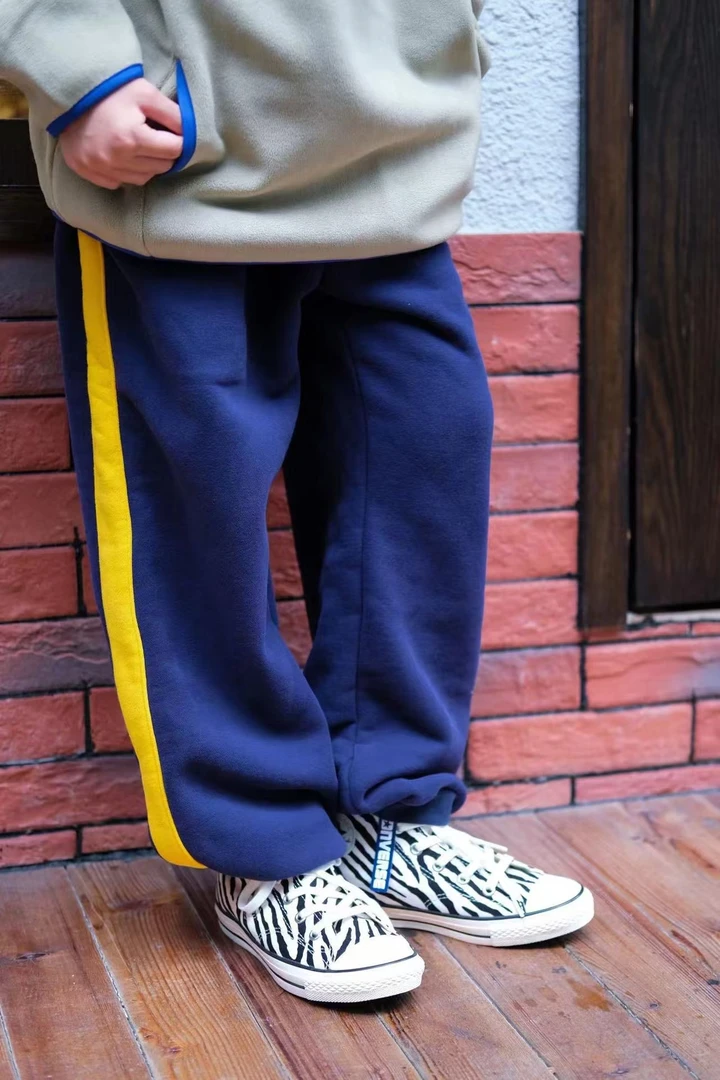 「LIUYI」冬季儿童休闲百搭宽松撞色加绒保暖卫裤运动裤  2307