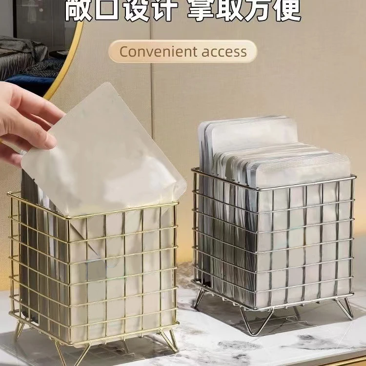 北欧风铁艺收纳篮铁艺四脚篮化妆用品收纳架金属桌面整理收纳筐