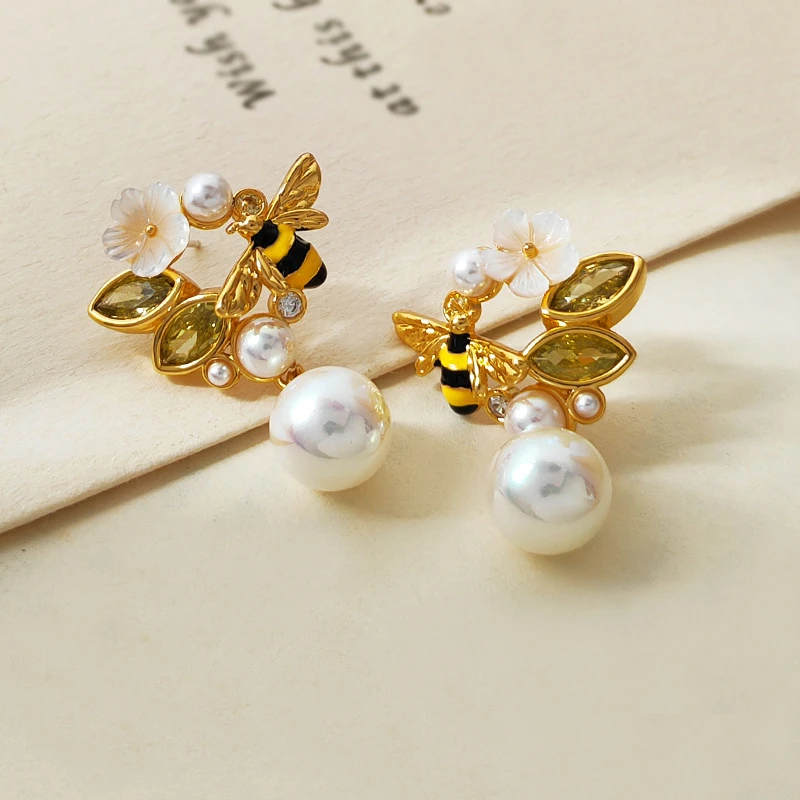 铜合金耳饰 高级感森系蜜蜂花环耳钉ins风法式优雅耳环1918