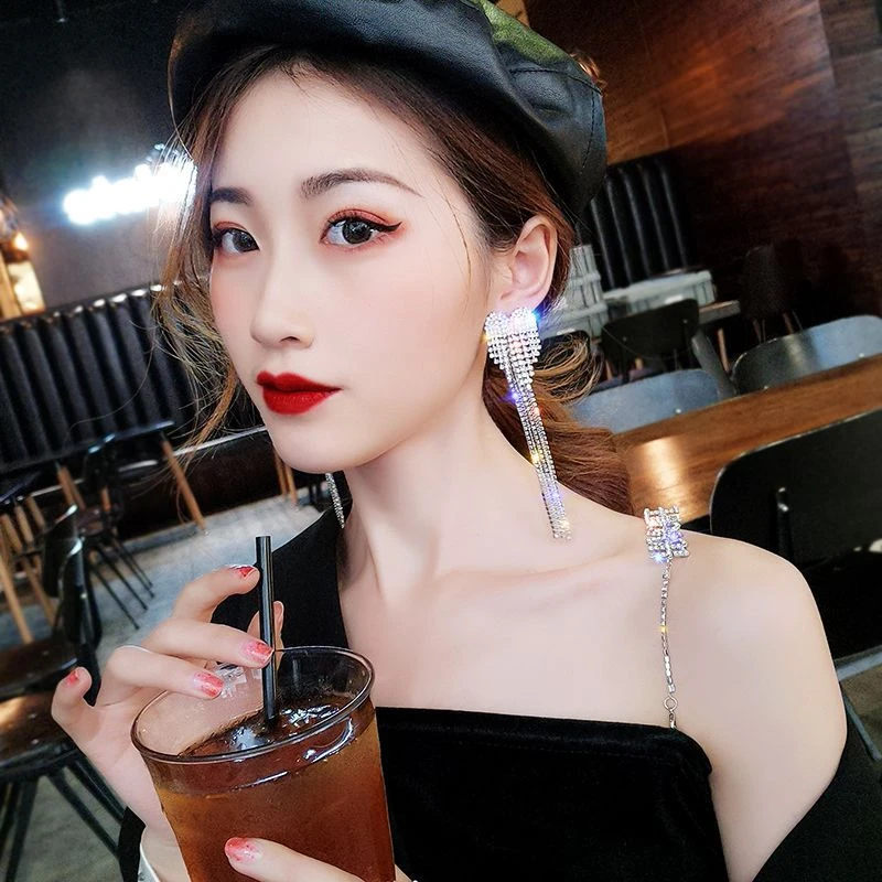 铜合金耳饰 爱心闪钻长款流苏耳环女时尚夸张网红耳坠显脸瘦耳饰