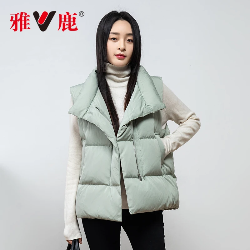 雅鹿正品2022年秋冬立领羽绒马夹女休闲时尚韩版纯色新版外套短款