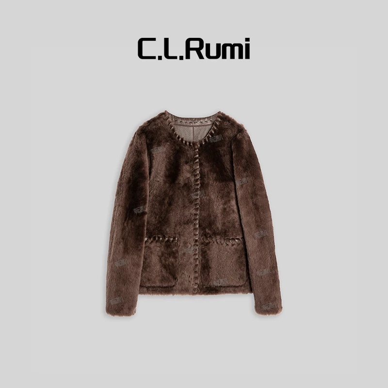 【燕子福利】mi“琥珀”轻奢气质手工边圆领保暖皮毛一体外套6352wt