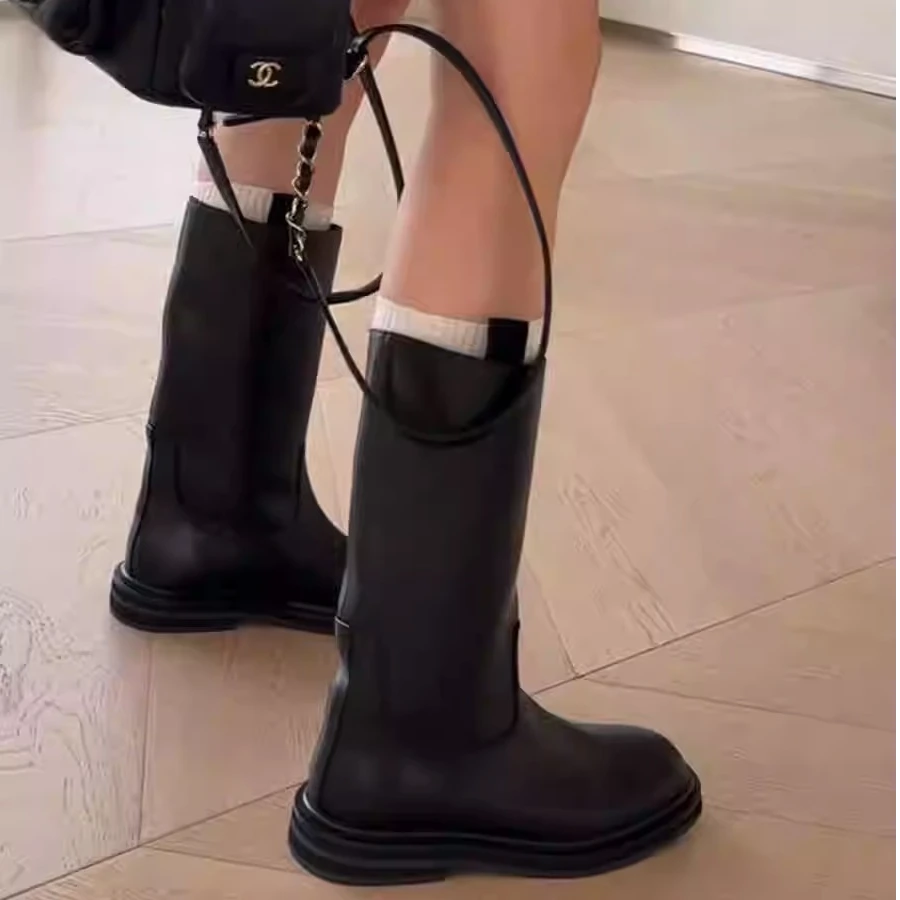 诗歌兰女靴2024秋季新真皮显瘦套筒时装靴英伦风复古中筒骑士靴潮