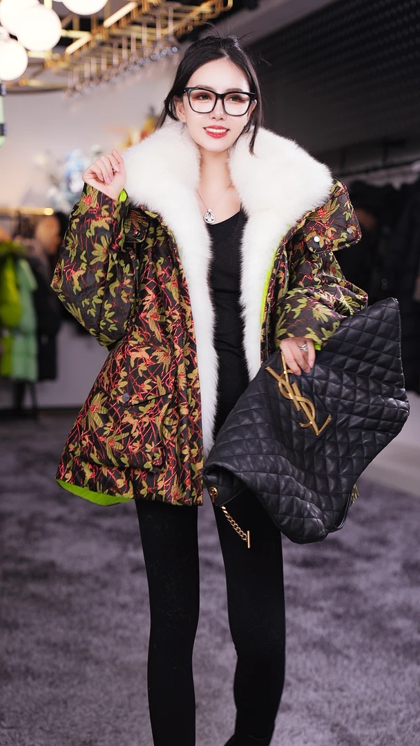 YJ【邢邢推荐】鹅绒服女外套99772时尚冬季轻奢气质女士百搭