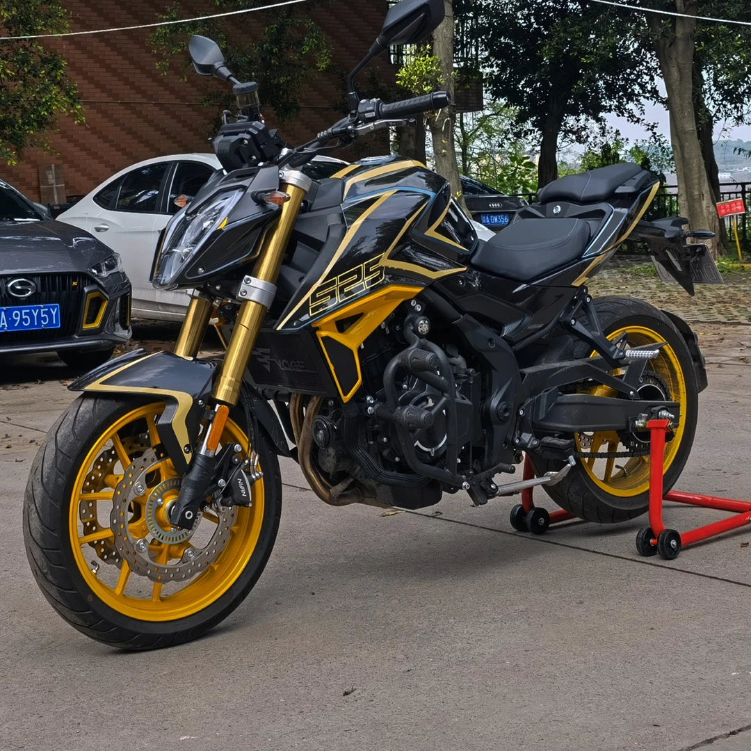 无极525R贴纸改装贴花车身贴全车保护贴膜防水版画贴画加厚贴膜