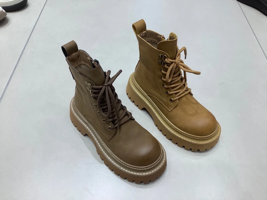 冰洁2024秋季新款女马丁靴