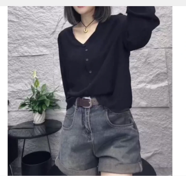 2024秋季新款时尚百搭款式女装气质小众减龄上衣纯色女