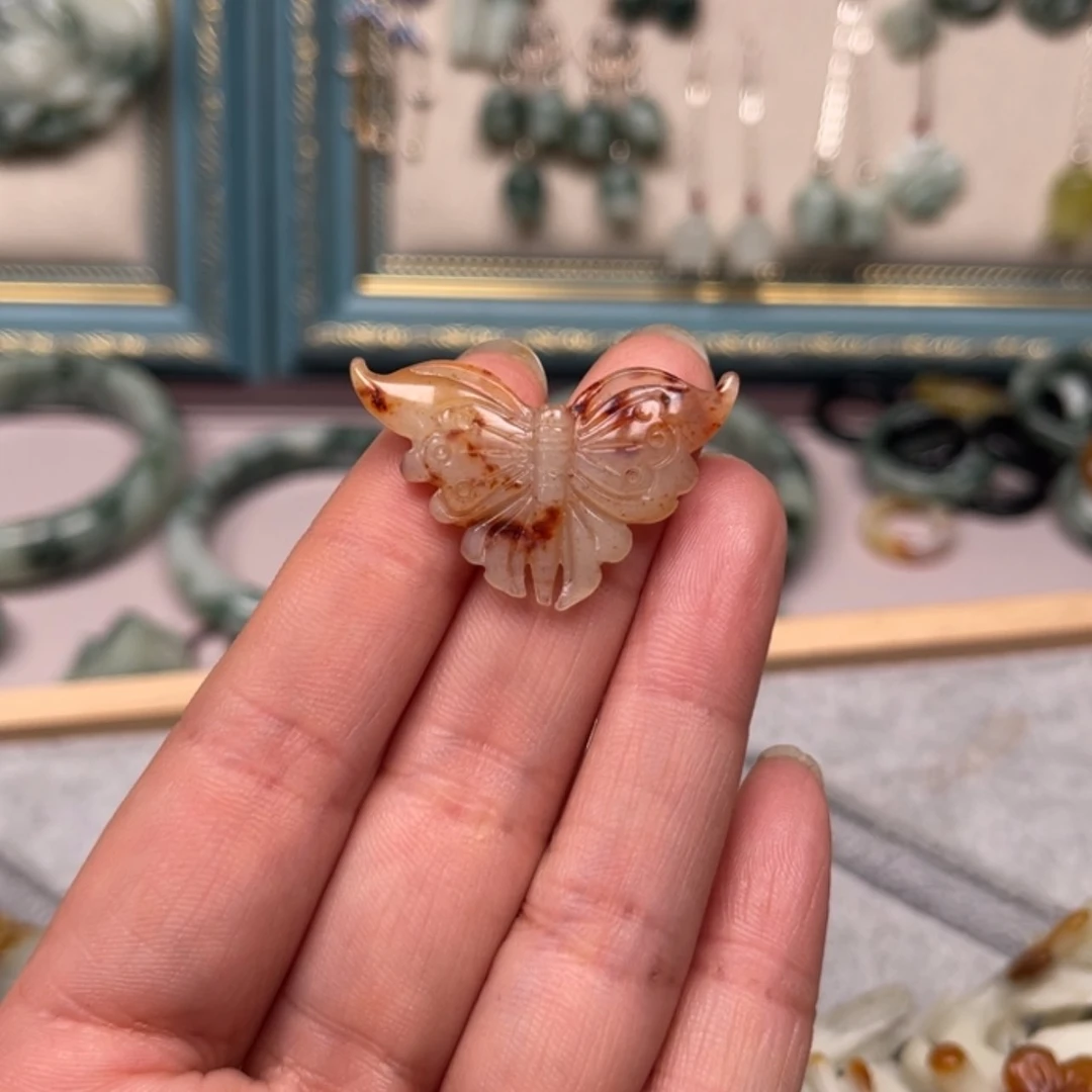 【闪购商品】岫玉颈饰未镶嵌?**?