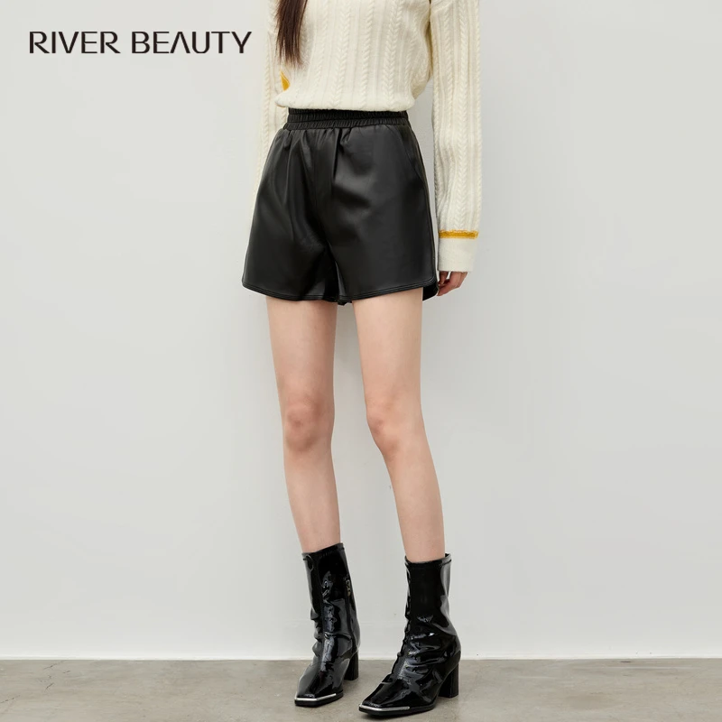 【籽言专属】RB 新款时尚皮质感设计感休闲短裤 EK22359083