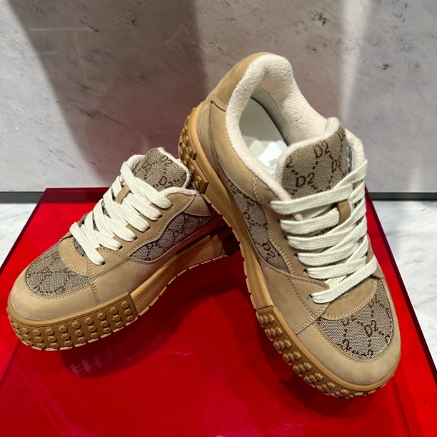 欧货高档Ｄ２D2品牌2024秋冬新款男士时尚百搭轻奢厚底板鞋加厚