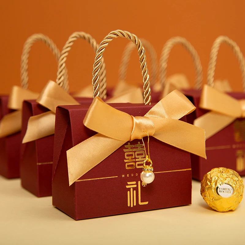 喜糖盒2025新款糖果礼盒结婚专用手提袋子订婚礼包装用品空盒装烟