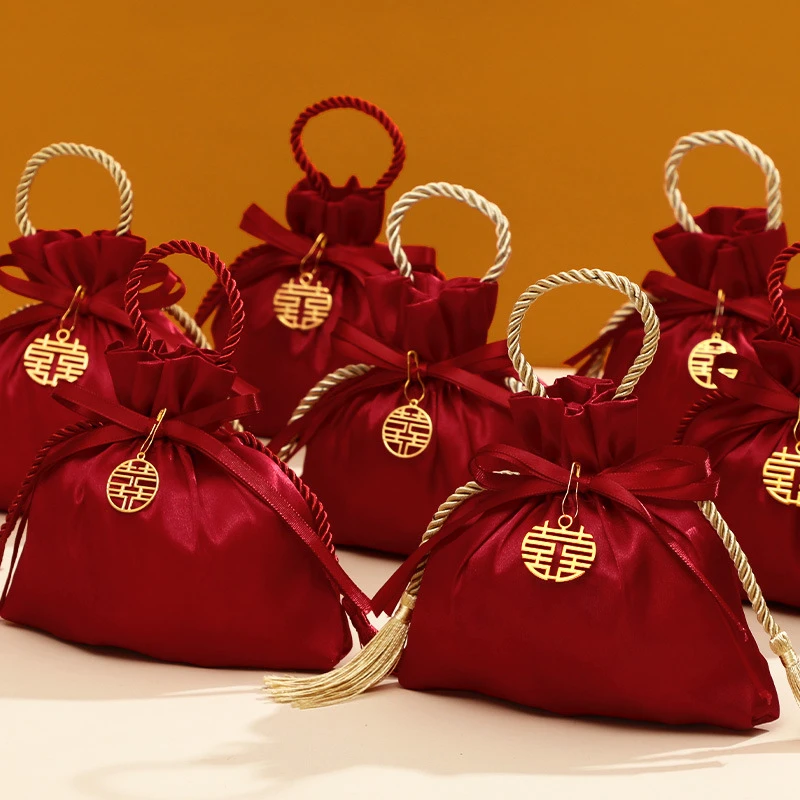 喜糖盒2025新款手提袋子糖果礼盒结婚专用订婚礼包装用品空盒装烟