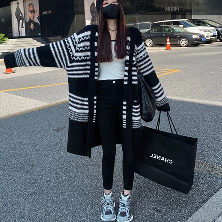 条纹连帽毛衣外套女秋冬加厚外穿慵懒风中长款针织开衫上衣高级感