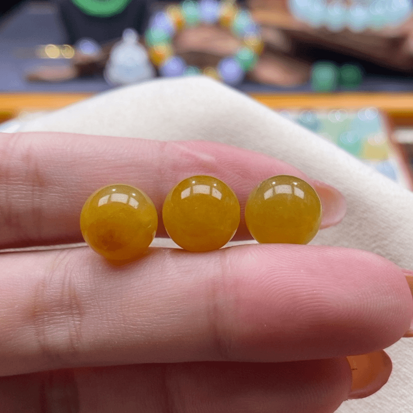 【闪购商品】翡翠颈饰未镶嵌翡翠满黄翡卡11+多样性只发一个