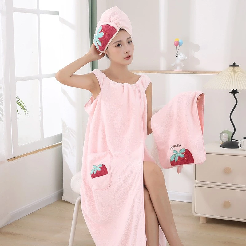 珊瑚绒草莓加长浴裙浴帽可穿戴吸水性好不掉毛不掉色成人家用