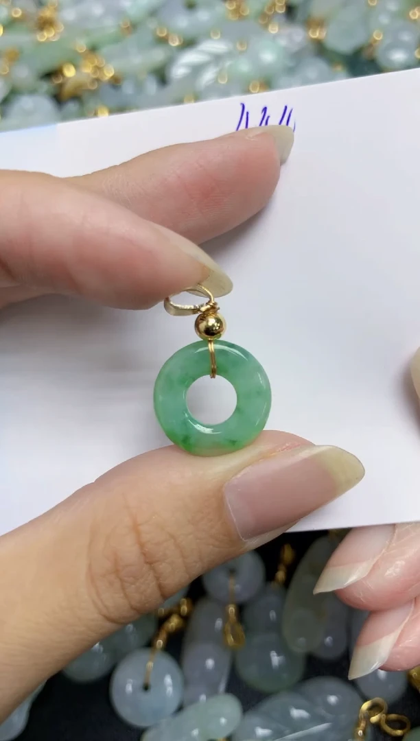 【闪购商品】翡翠挂件合金天然缅甸翡翠A货