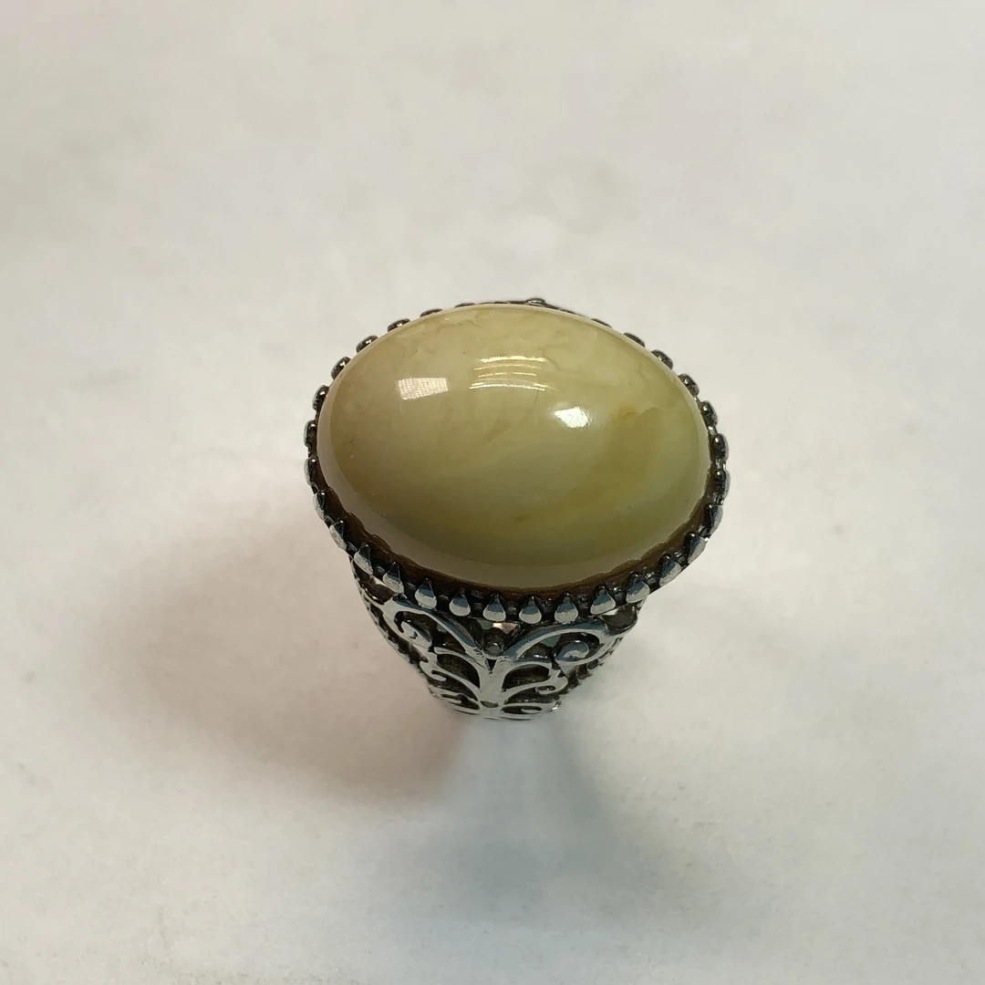 原生态白花蜜蜡戒指