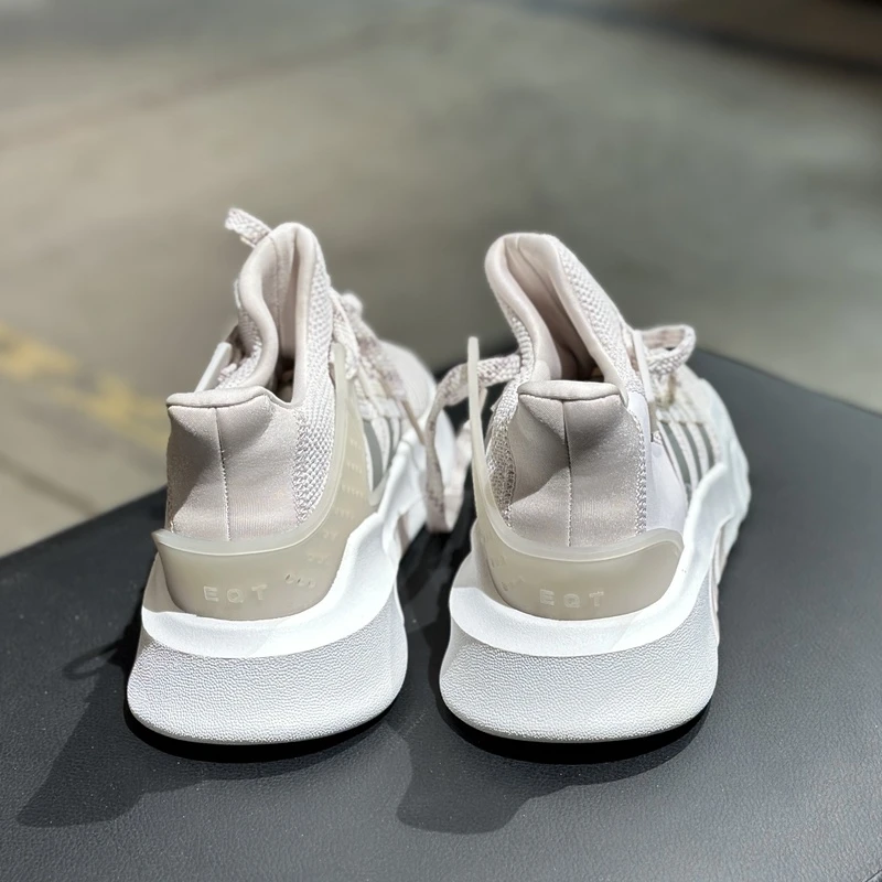 Adidas阿迪达斯淡粉经典女子低帮透气经典休闲运动鞋跑步鞋EE5037