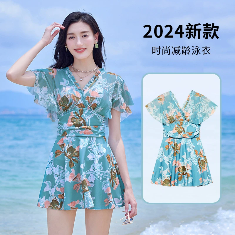 泳衣女士连体保守温泉2025新款大小胸裙式遮肚显瘦时尚大码泳装