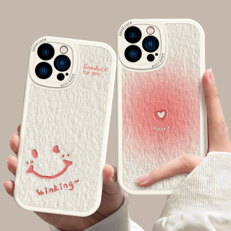 适用苹果14手机壳爱心笑脸iphone13ProMax小羊皮新款11情侣高级12