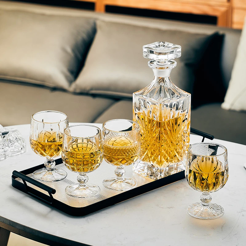 欧式家用水晶洋酒杯轻奢高档葡萄酒杯创意威士忌酒杯酒瓶套装酒樽