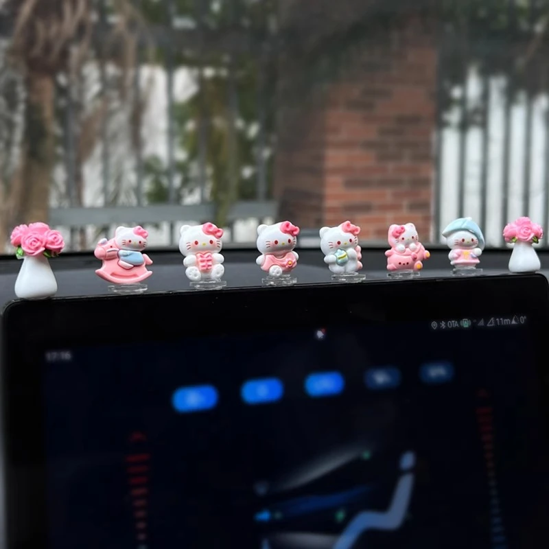 kt猫可爱凯蒂猫车载摆件汽车电动车小摆件车内饰品汽车中控台装饰