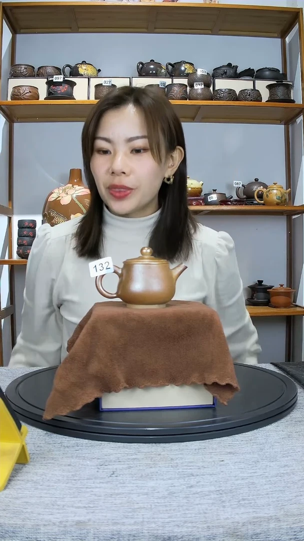 【闪购商品】紫陶140cc柴烧壶132