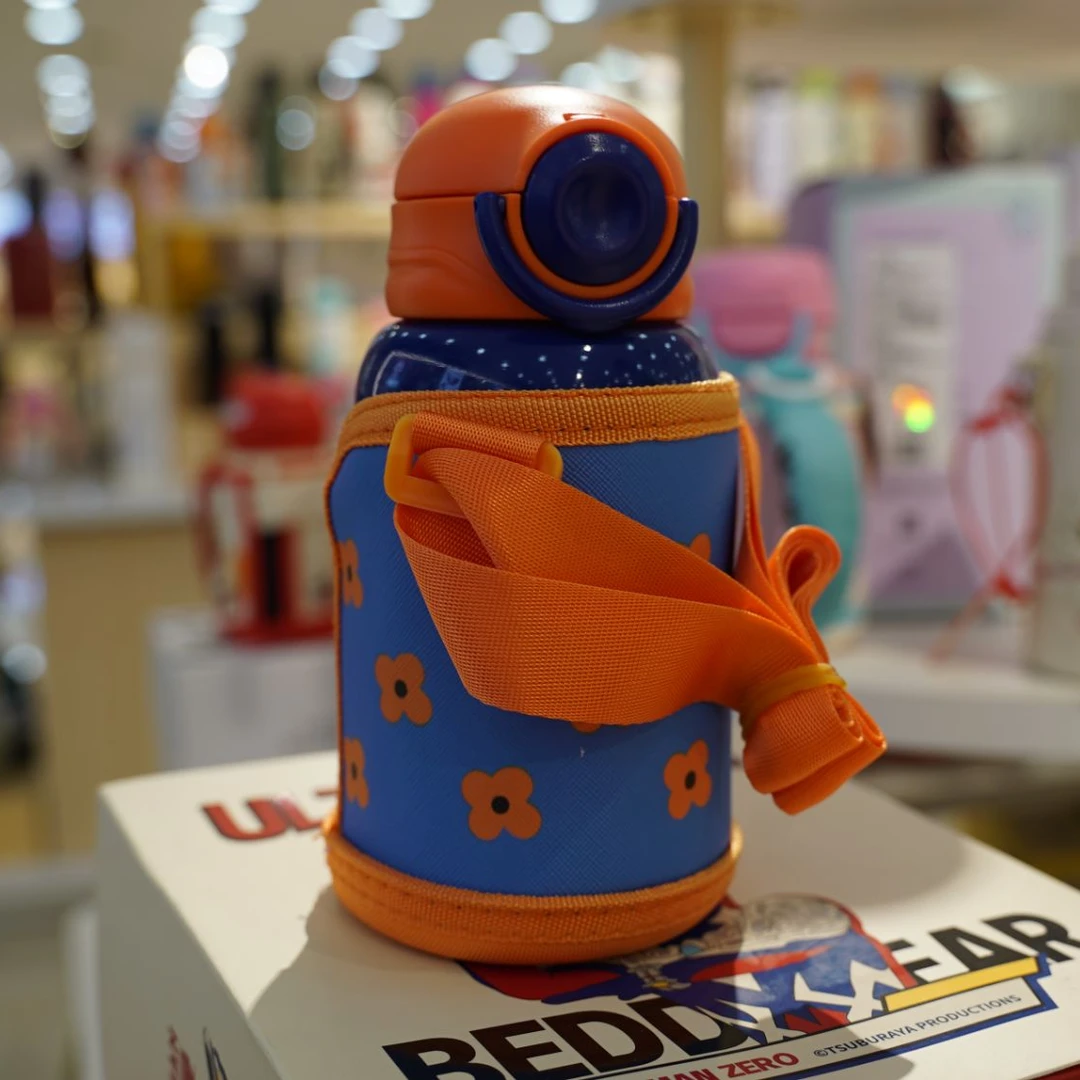 TK儿童保温杯可爱斜挎大容量防摔