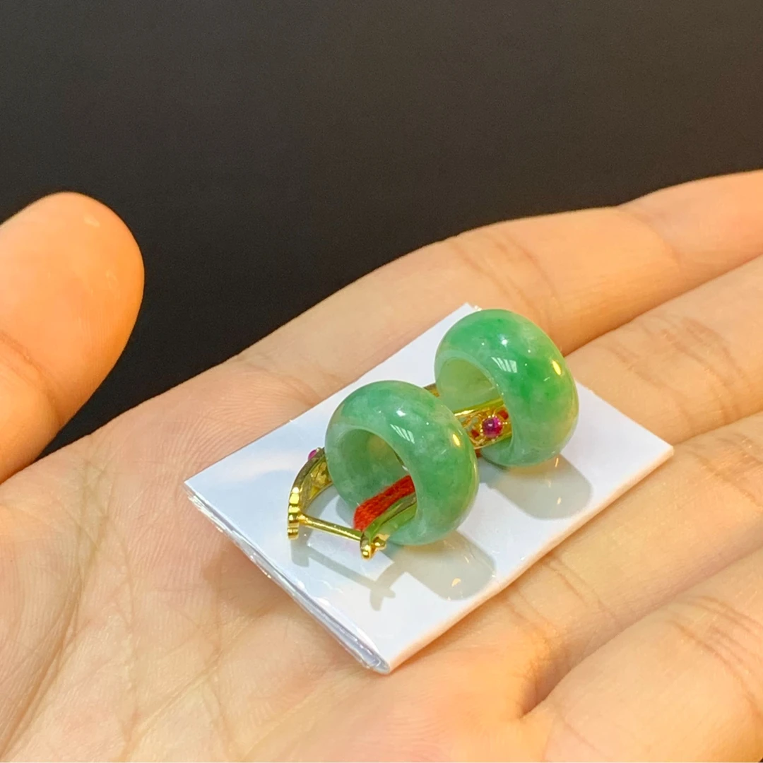 天然A货翡翠气质甜甜圈跑环款耳环多样性发其一