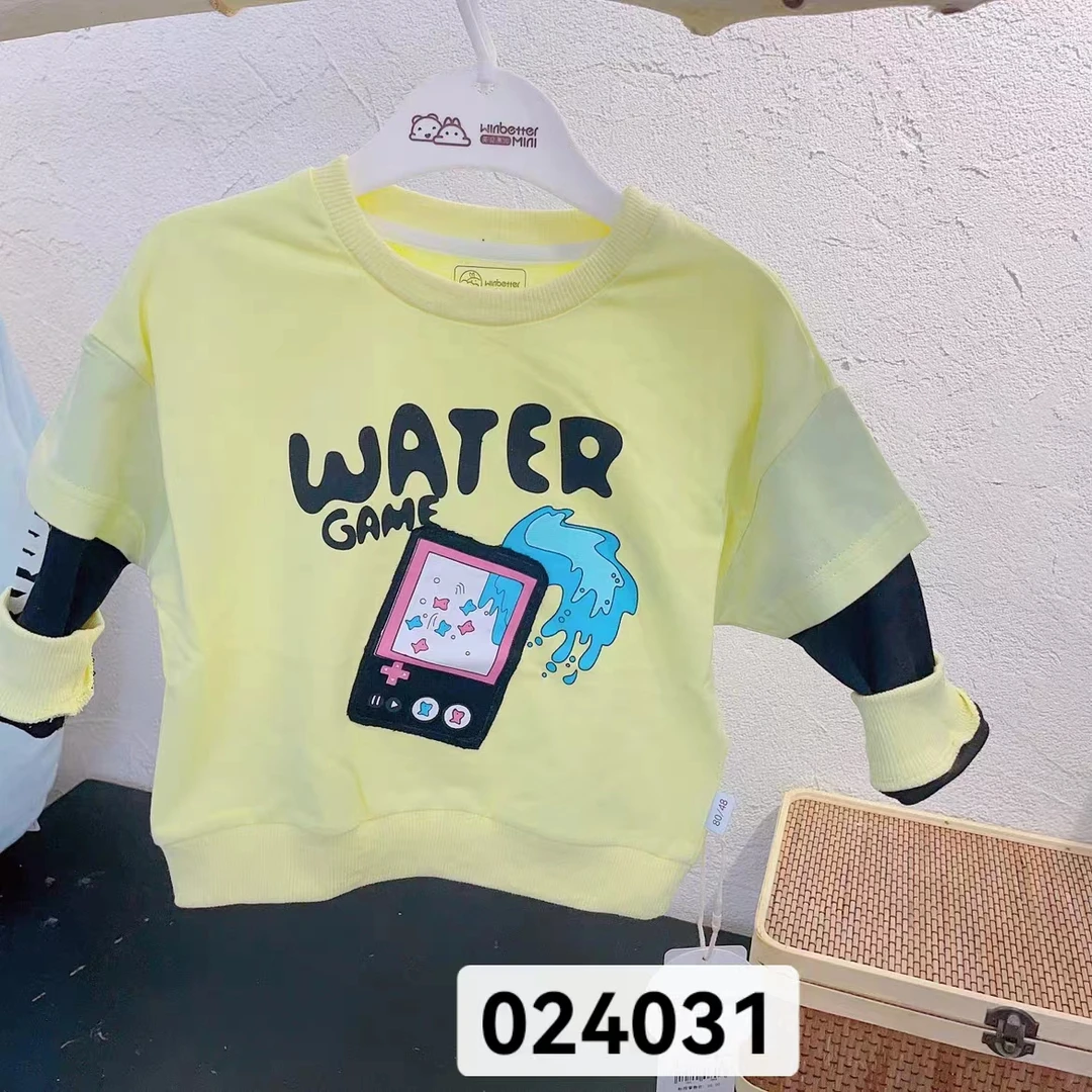 024031自家开心字母卫衣