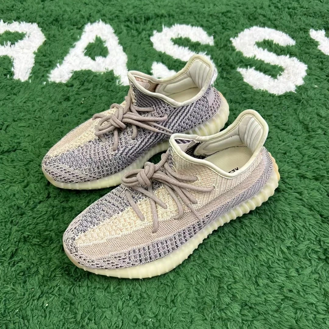 42码/yezzy350灰珍珠球鞋/无原盒95新个位数穿着/公价1819