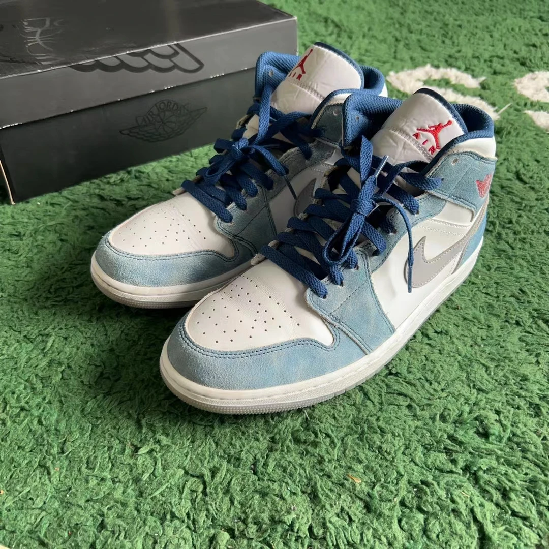 44.5码/Aj1 mid白蓝板鞋/原盒95新穿三次好橙色很新/公价1879