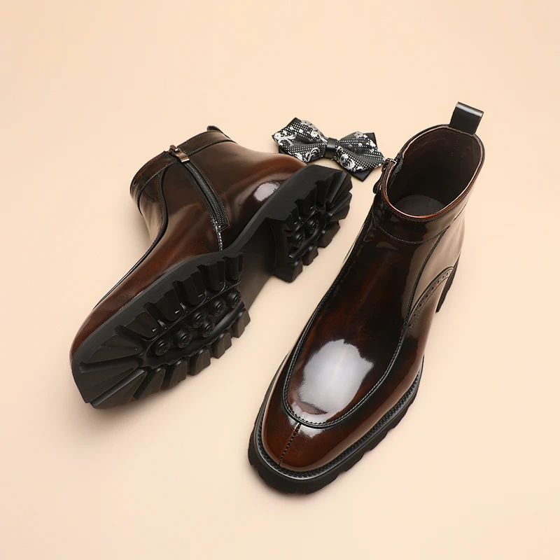 英伦高端时尚百搭商务休闲方头秋冬短靴潮流真皮亮面男布洛克皮靴