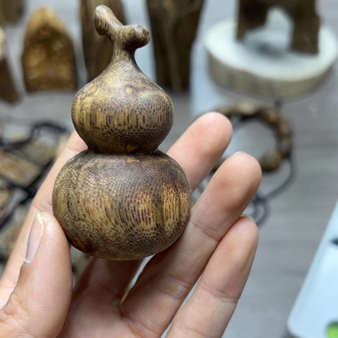 【闪购商品】沉香吊坠9***S块料流油王14克