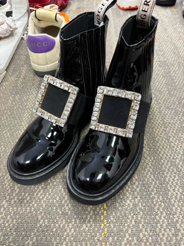 RV 方钻乐福鞋 98新