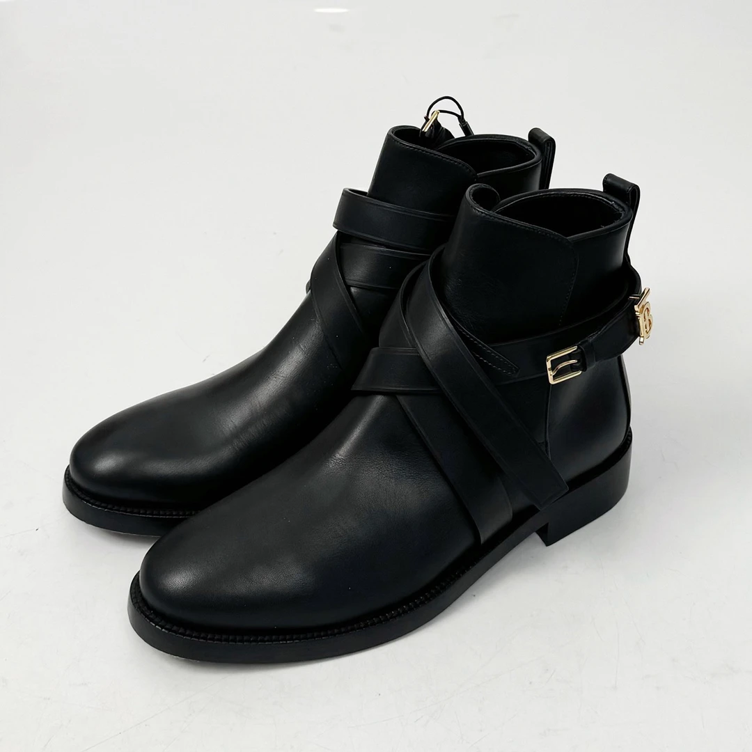 全新未使用 BURBERRY/博柏利 37码/博柏利短靴/全新/jm07796