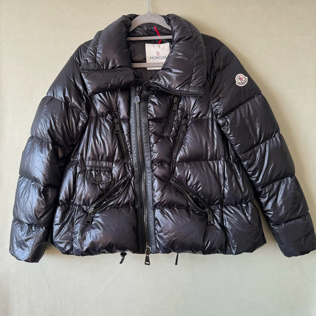 00码/Moncler/蒙口 袖标羽绒服/98新/jm06210