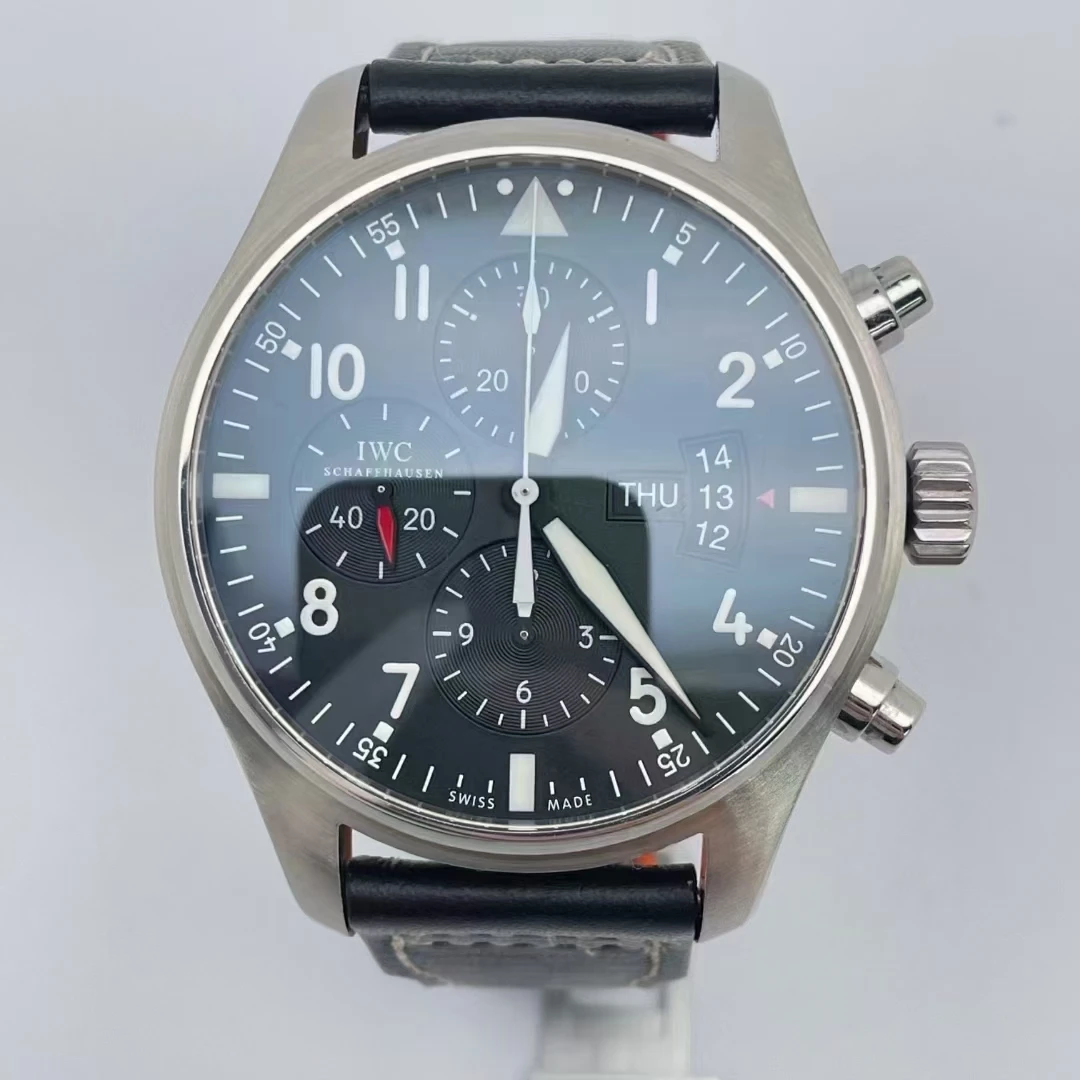 95新 IWC/万国 万国飞行员iw377701/单表43mm三眼计时