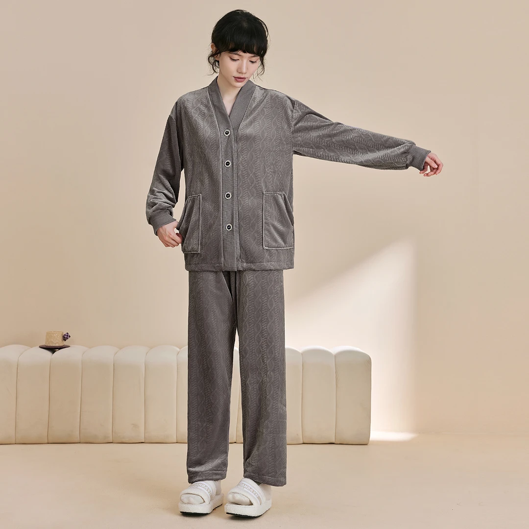 秋冬季休闲冬加厚珊瑚绒家居服女士套装可外穿睡衣宽松大码海岛绒