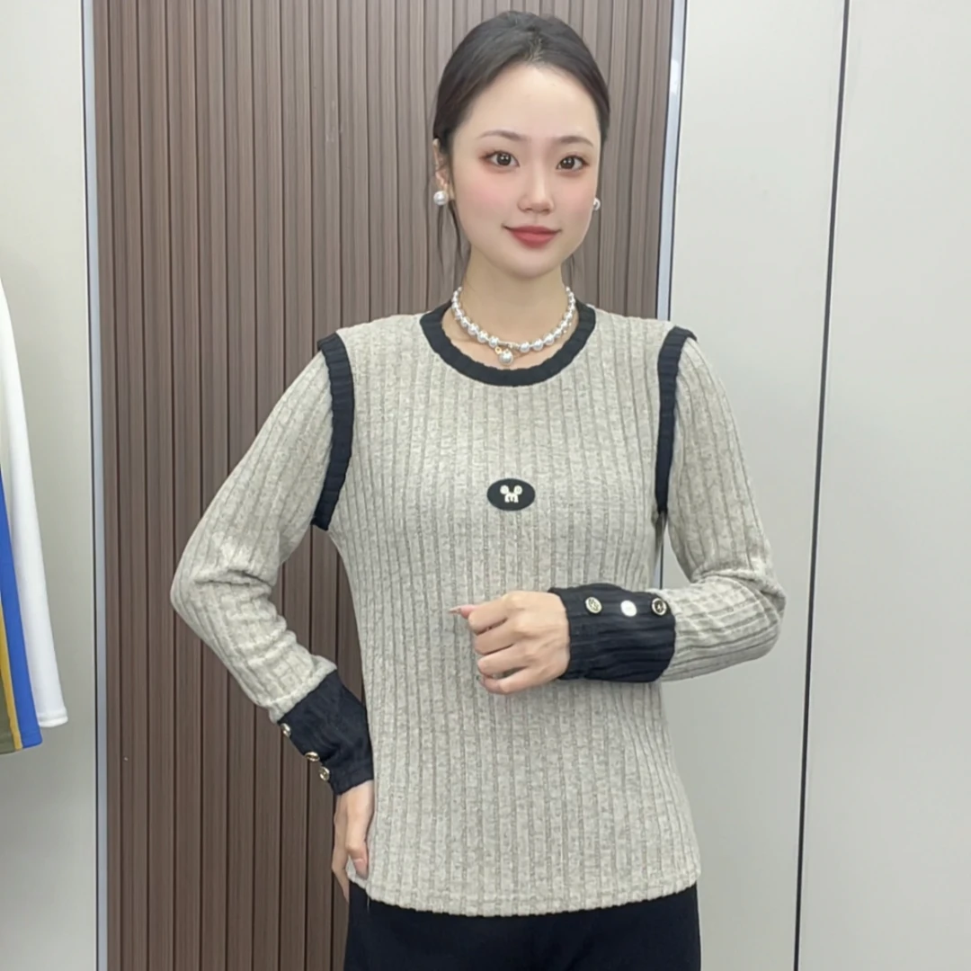 圆领撞色拼接磨毛纽扣长袖女直摆修身显瘦洋气大码遮肉气质打底衫