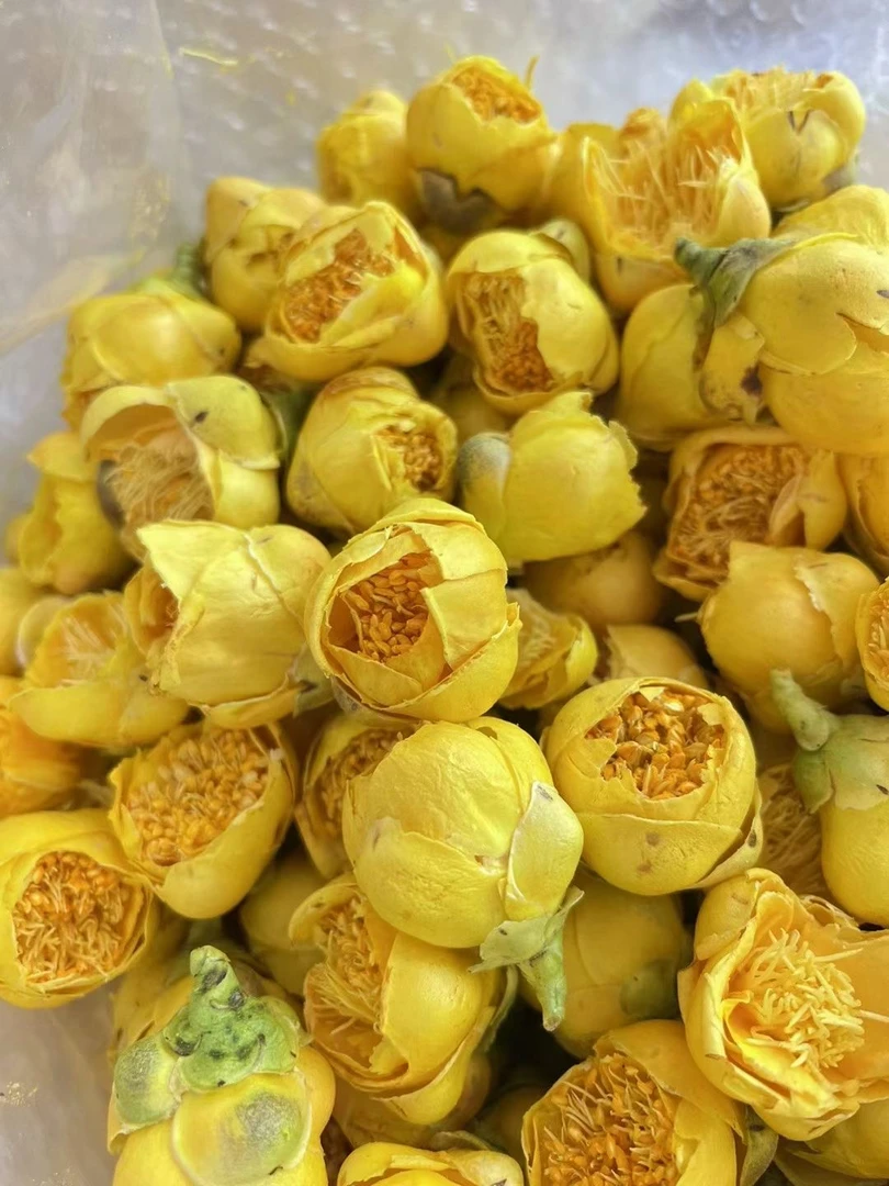 金花茶30克+山楂+柠檬片